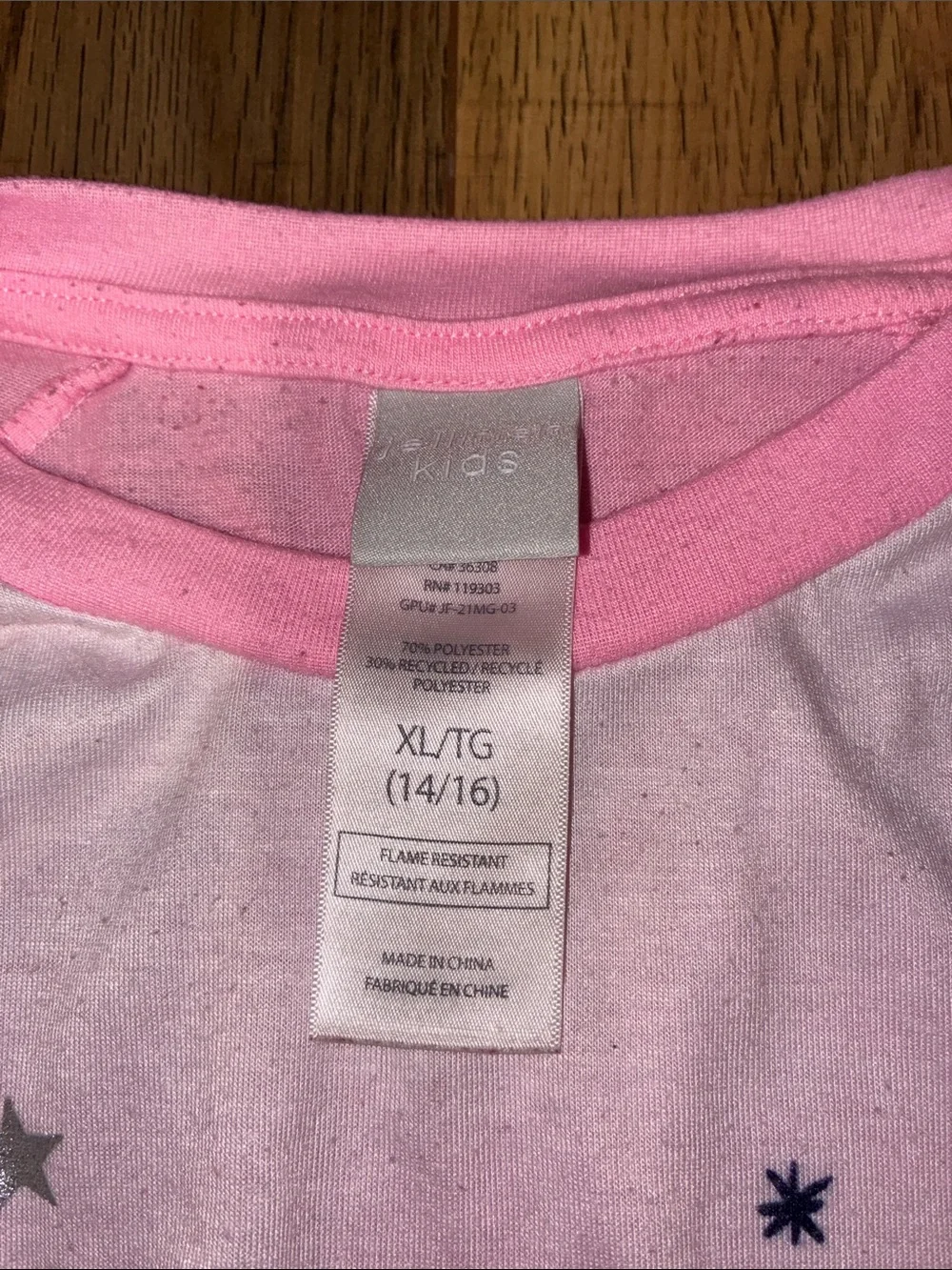 Joe Fresh Pink Raglan Sleeve Star kids size (14/16) Print Top